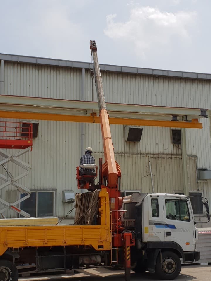 LS ELECTRIC 청주 Hoist Crane 2.8TON site photo 2