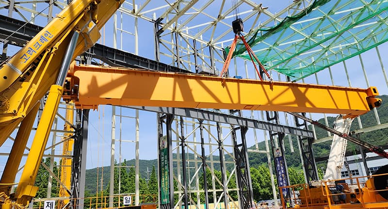 LS ELECTRIC 그랩 크레인 28.3TON 현장 사진 7